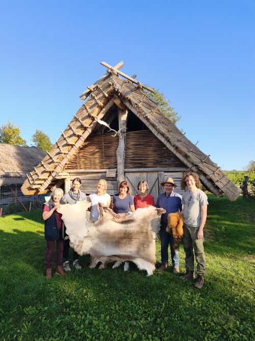 Rückblick: Gerber-Workshop im Steinzeitdorf